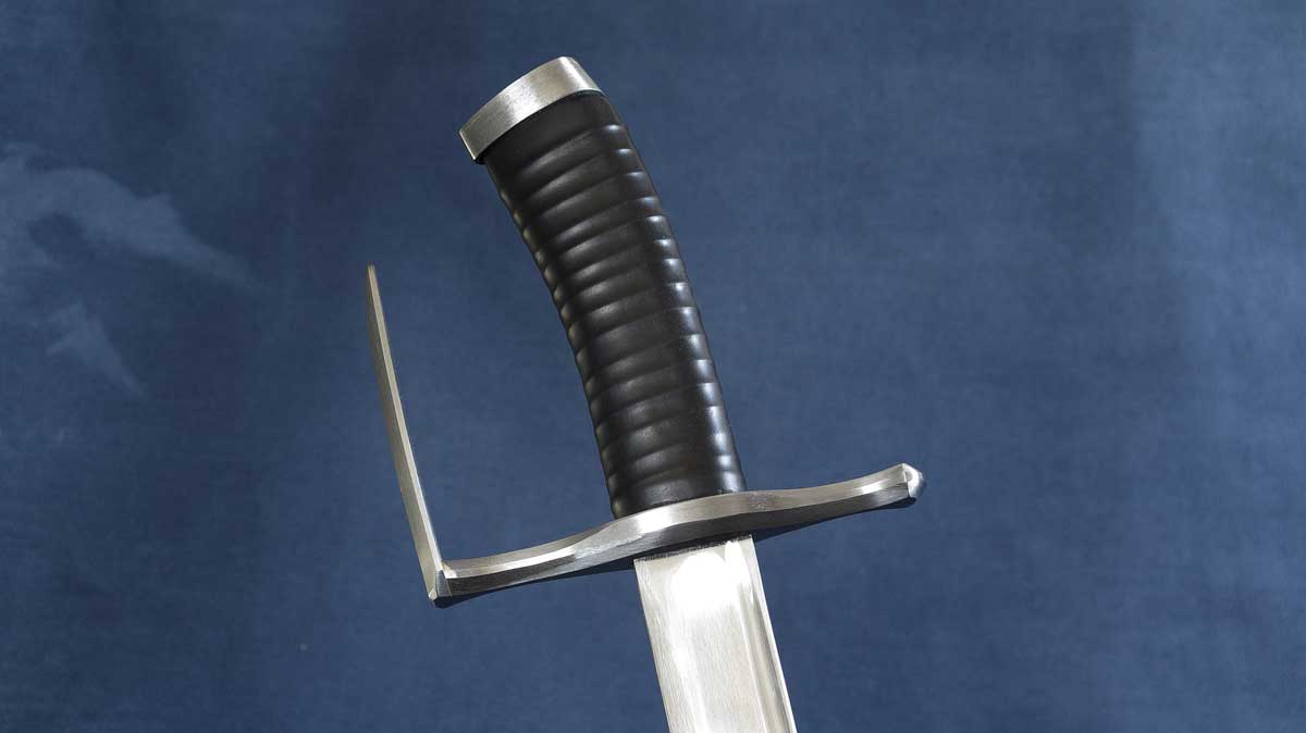 Black Sabre - Long grip - 14,5 cm